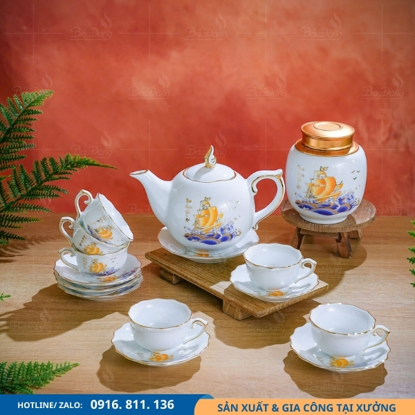 am-chen-cao-cap-ke-chi-vang-thuan-buom ấm chén cao cấp kẻ chỉ vàng thuận buồmz
