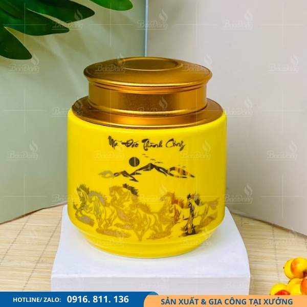 lo-dung-che-bat-trang-ve-vang-ma-dao-thanh-cong Hũ đựng trà bát tràng vẽ vàng mã đáo thành công