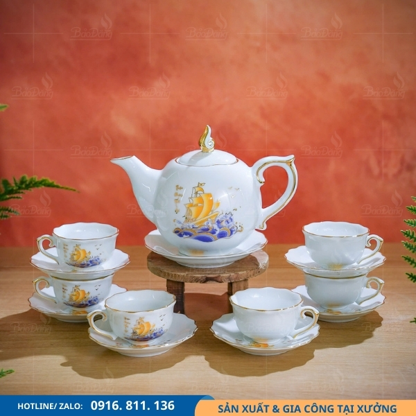 qua-tang-bo-am-chen-ke-chi-vang-thuan-buom quà tặng bộ ấm chén kẻ chỉ vàng