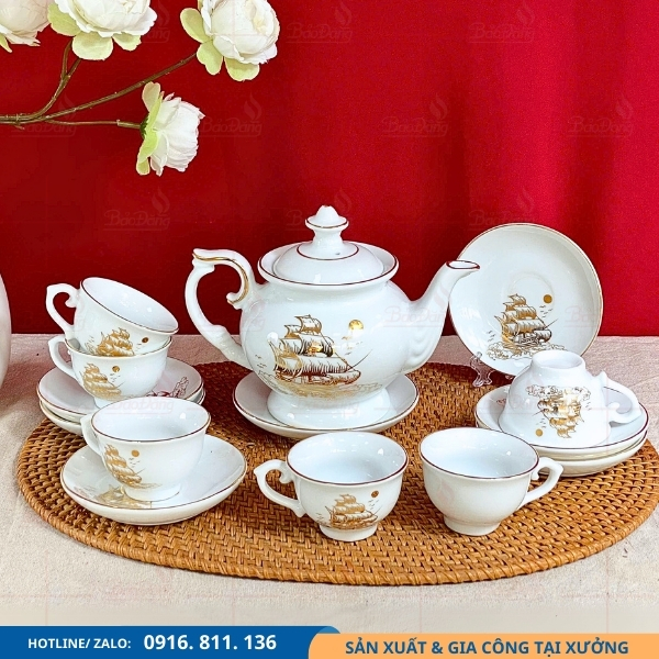 am-chen-su-bat-trang-thuan-buom-xuoi-gio-cao-cap Ấm chén sứ Bát Tràng Thuận Buồm Xuôi Gió cao cấp
