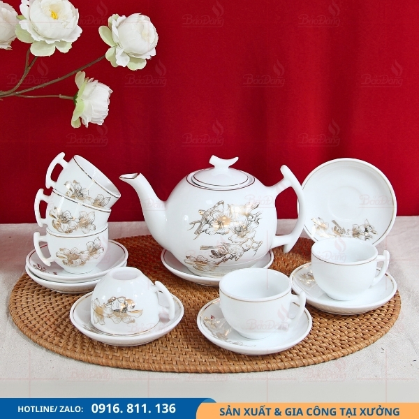 bo-am-chen-bat-trang-dang-buoi-canh-hoa-chim-se-dau-canh-hoa-trang-tri bộ ấm chén Bát Tràng dáng bưởi cành hoa chim sẻ đậu cành hoa trang tr