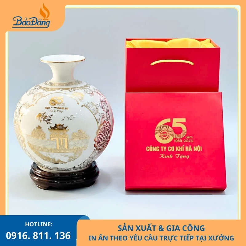 Bình hút lộc cao cấp thiết kế riêng cho kỷ niệm 65 năm thành lập.