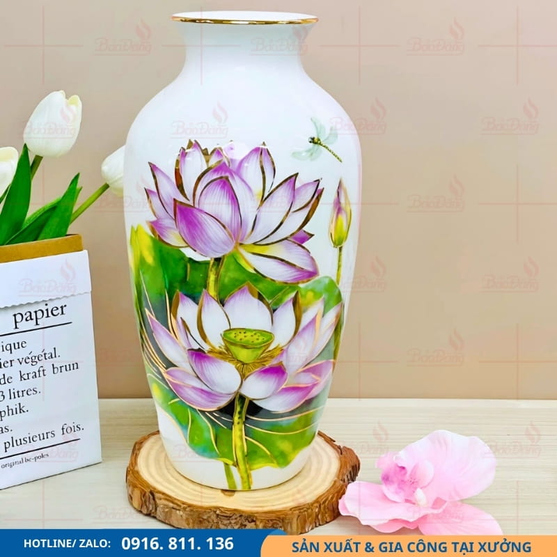 binh-su-sen-tim-trang-tri Bình hoa sứ họa tiết sen tím kẻ chỉ vàng sang trọng
