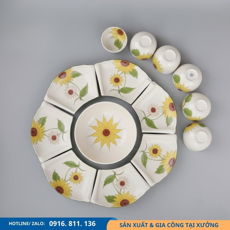 Bộ bát đĩa hoa mặt trời dáng cuốn thư men kem họa tiết hoa hướng dương