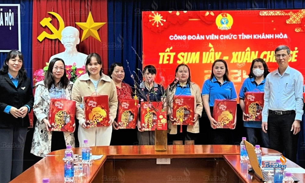Quà Tết công đoàn nên được chuẩn bị kịp và đúng thời điểm