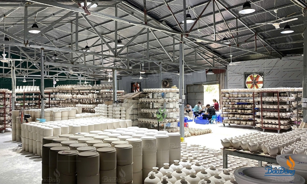 Bảo Đăng sở hữu nhà xưởng sản xuất lớn, không quan trung gian giúp kiểm tra chặt chẽ chất lượng sản phẩm và tốc độ giao hàng