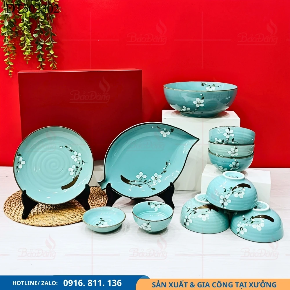 Bộ bát đĩa men xanh hoa đào trắng dùng hằng ngày Bộ bát đĩa men xanh hoa đào trắng dùng cho bữa ăn hằng ngày