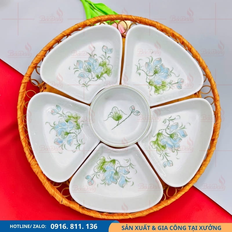 Bộ bát đĩa hoa mặt trời 6 món tiện dụng Bộ 6 món bát đĩa hoa mặt trời tiện dụng cho mọi gia đình.