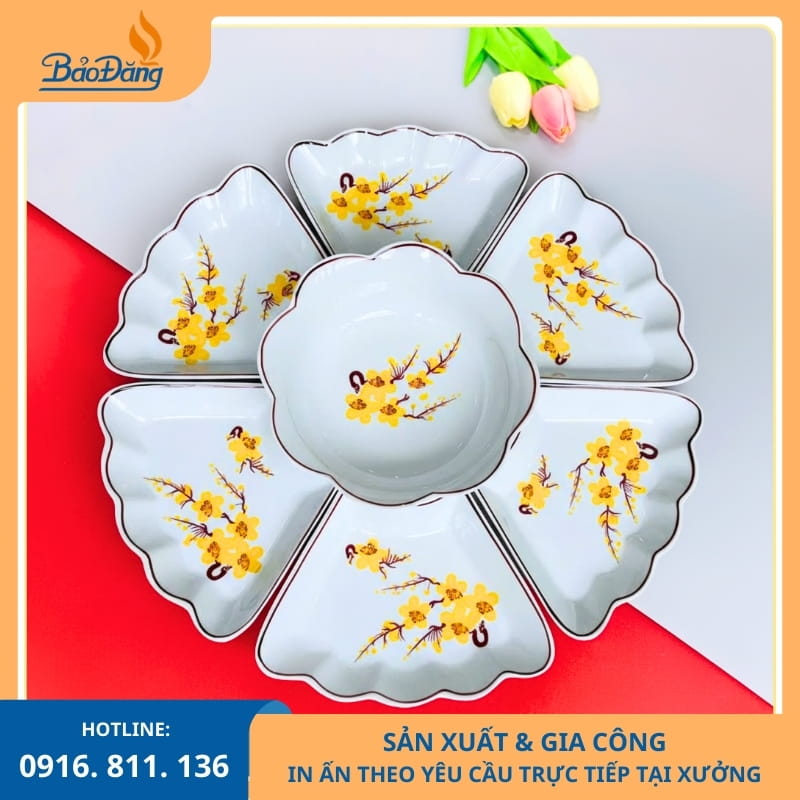 Bộ bát đĩa hoa mặt trời họa tiết hoa mai đẹp và dễ phối.