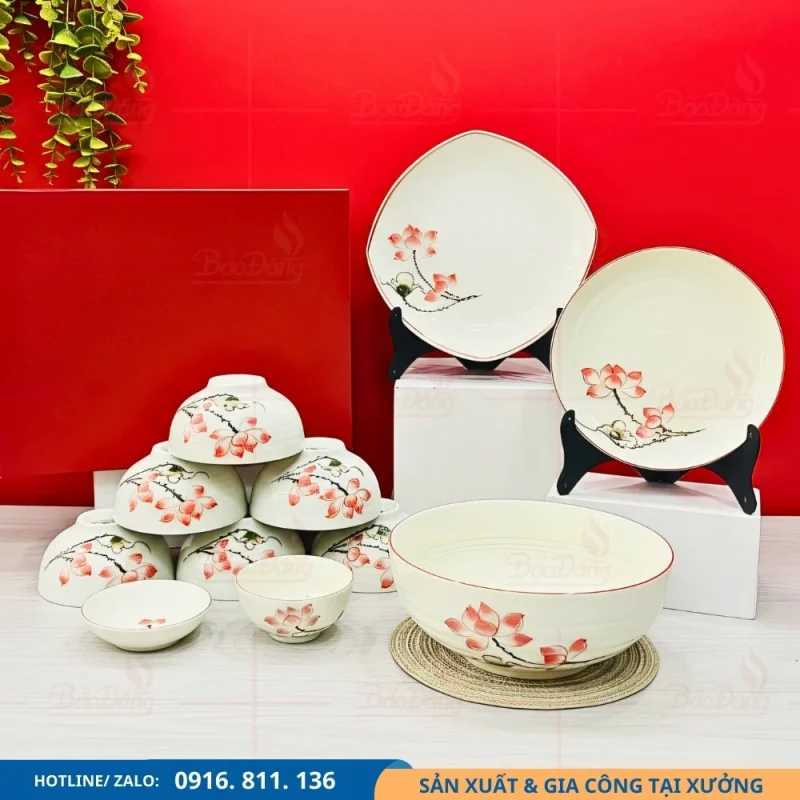 Bộ bát đĩa men kem hoa sen hồng kiểu dáng đẹp mắt