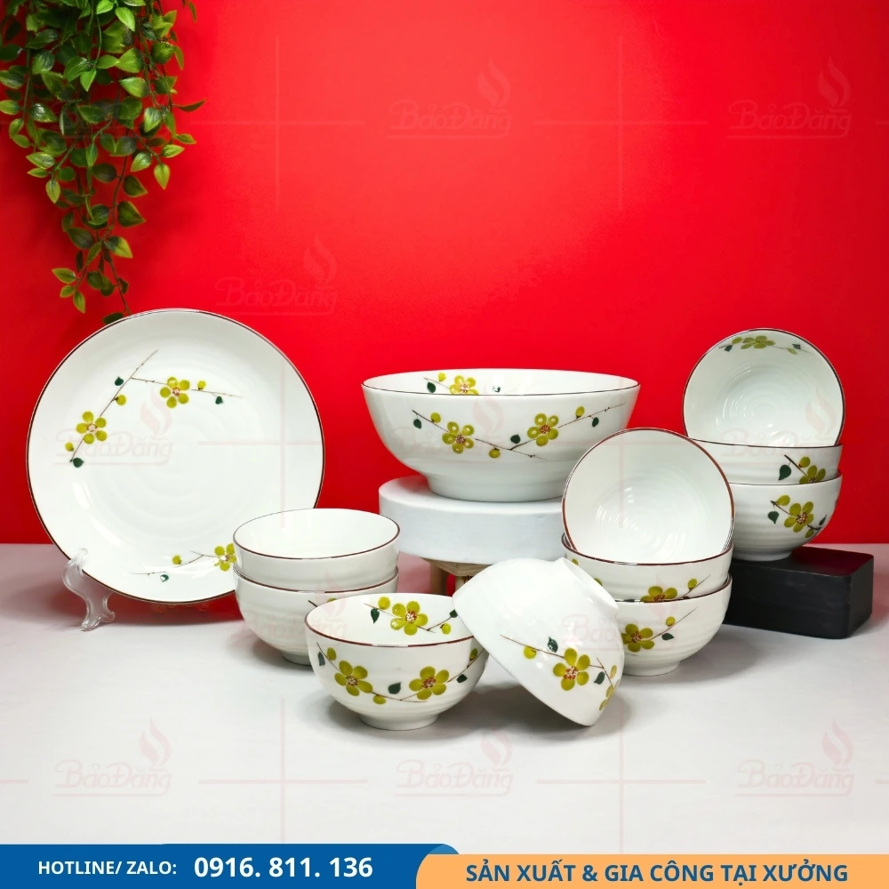 Bộ bát đĩa men kem hoa xanh lá cho đơn hàng số lượng Bộ bát đĩa men kem hoa xanh lá phù hợp đơn hàng số lượng