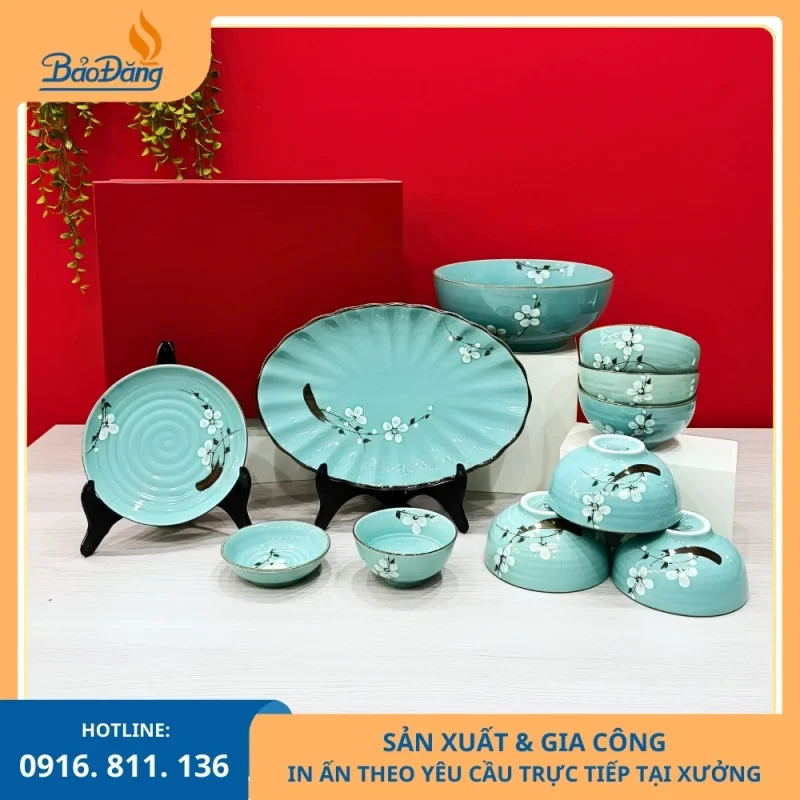 Bộ bát đĩa men xanh họa tiết hoa đào trắng dùng cho bàn ăn gia đình