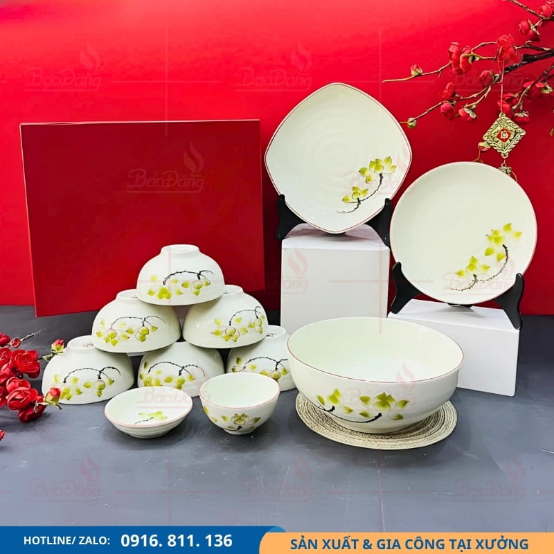 Set bát đĩa Bát Tràng sen vàng giá rẻ Set bát đĩa Bát Tràng họa tiết sen vàng giá rẻ