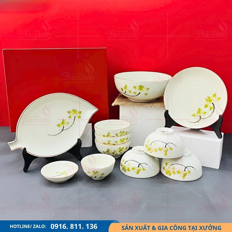 Set sen vàng bát đĩa Bát Tràng Set sen vàng bát đĩa Bát Tràng, quà tặng gốm sứ cao cấp.