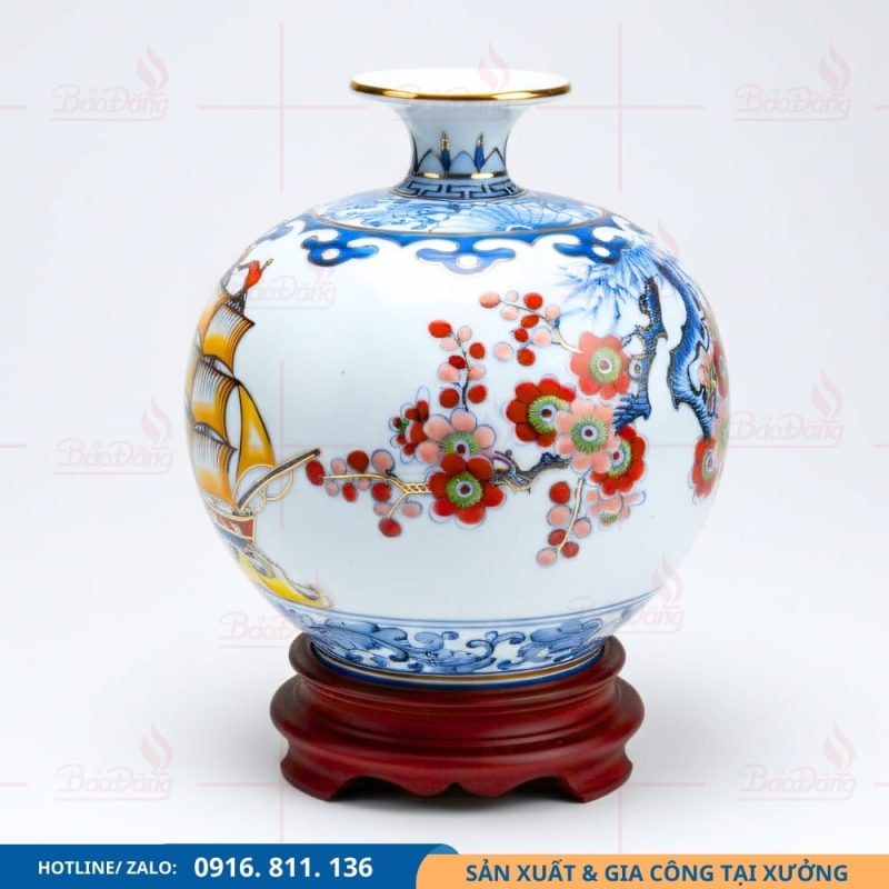 Bình hút lộc thuận buồm chim trĩ vẽ tay, họa tiết tinh xảo