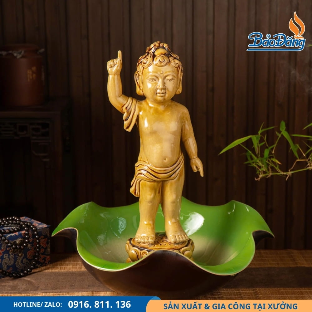 Tượng Phật Đản Sinh gốm sứ dùng trong lễ Phật Tượng Phật Đản Sinh gốm sứ với thiết kế tinh xảo