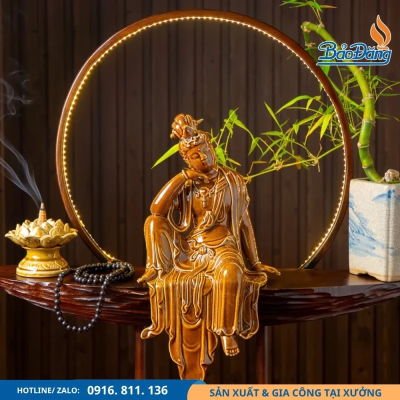 Tượng Phật Quan Âm dáng tự tại, biểu cảm hiền hòa