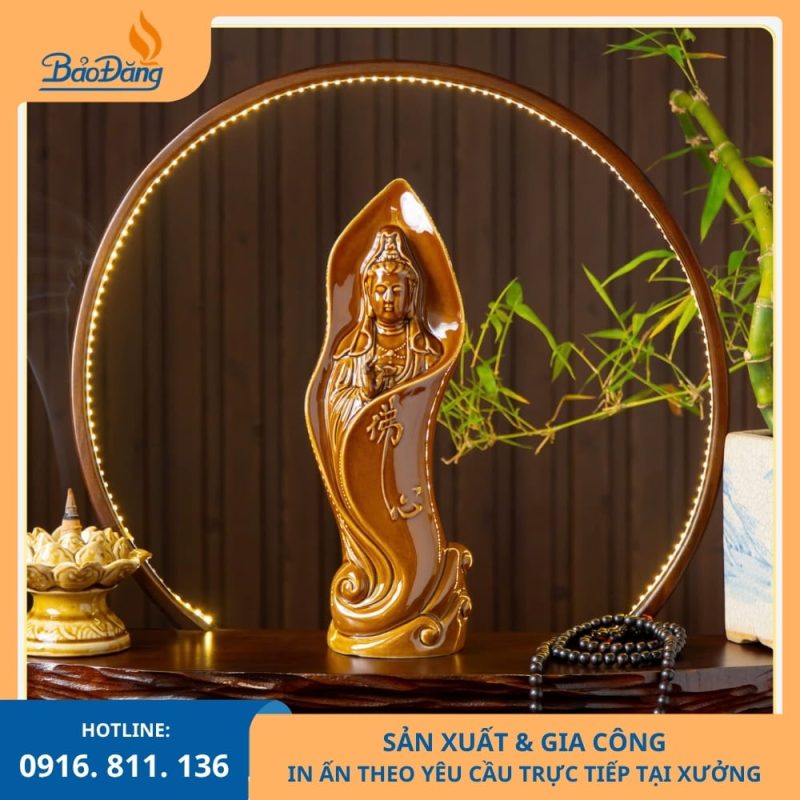 Tượng Quan Âm Tịnh Ý với vẻ đẹp thanh tịnh, nhẹ nhàng