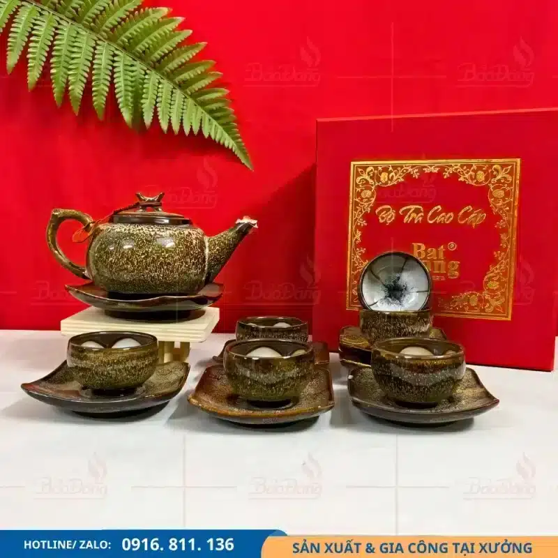 Bộ ấm chén Thượng Tân hỏa biến gấm vàng nổi bật và tinh tế