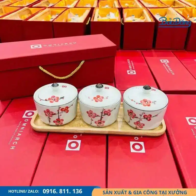 Bộ 3 hũ mứt sứ dành cho chương trình quà Tết nhân viên