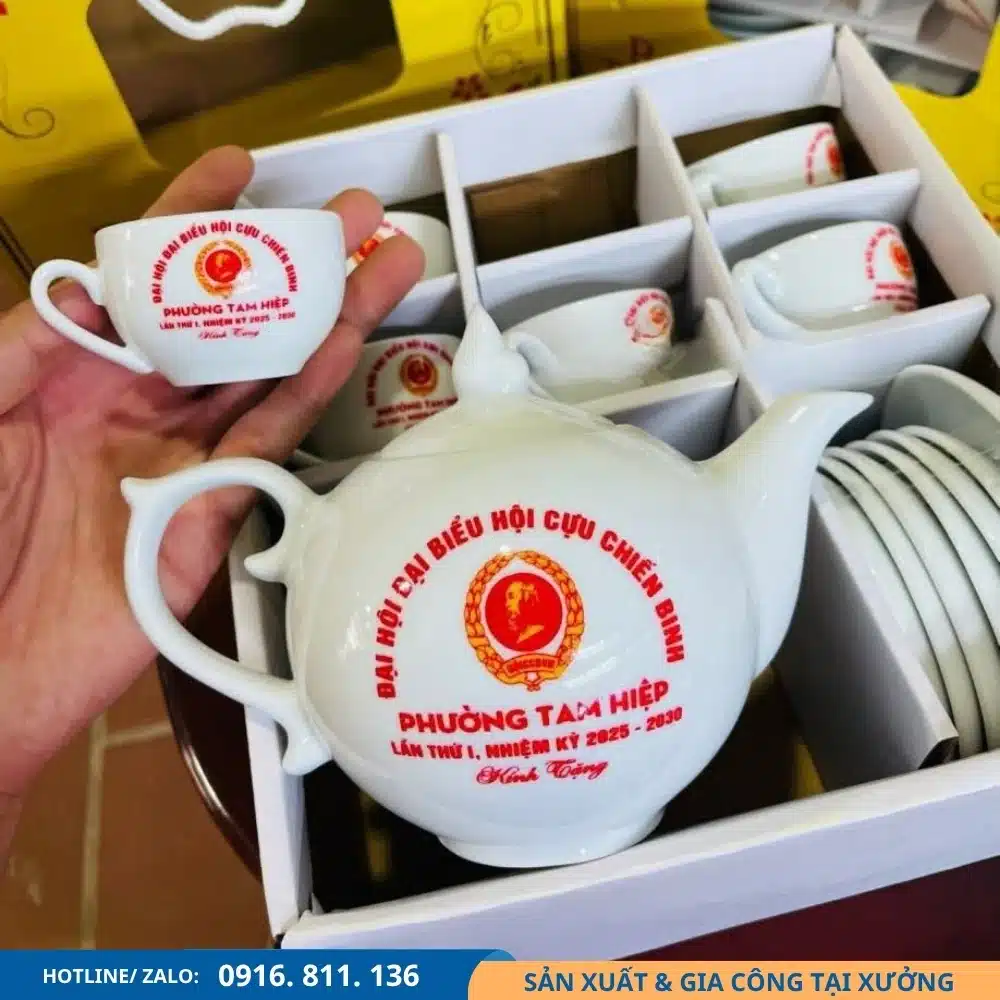 Bộ trà bưởi lửa quà tặng đại hội cựu chiến binh phường Bộ trà bưởi lửa làm quà tặng cho đại hội cựu chiến binh phường