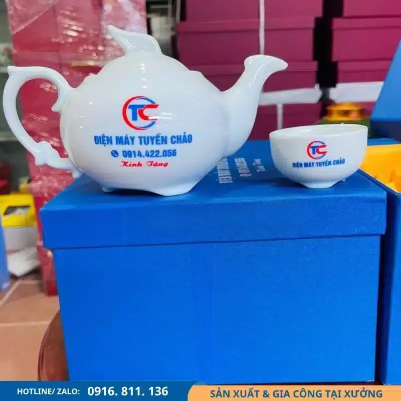 Bộ trà quà tặng khách hàng trong các chương trình điện máy