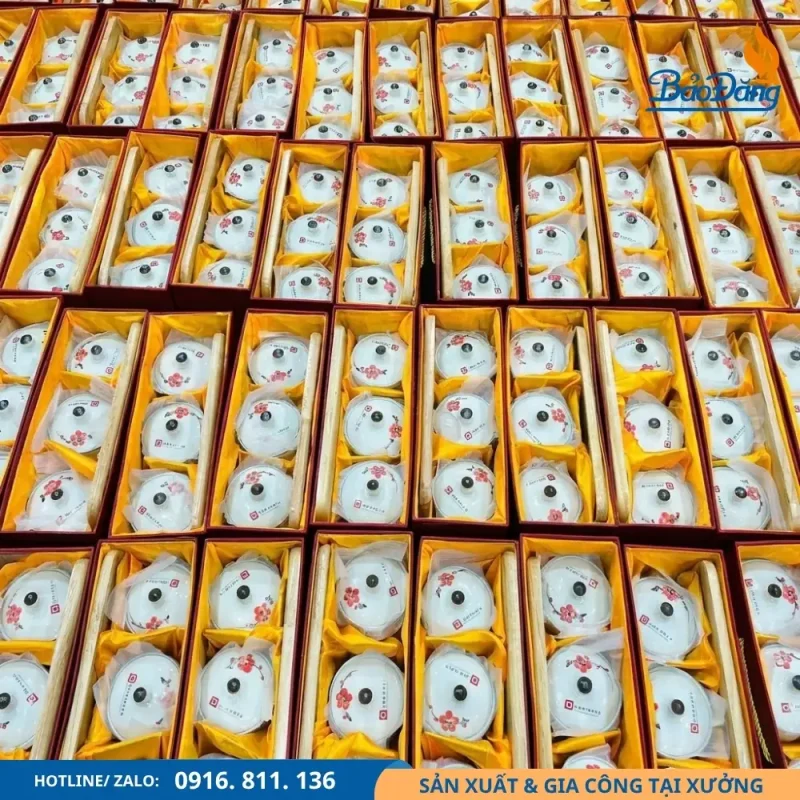 Set 3 hũ đựng mứt sứ dùng trong các chương trình quà Tết