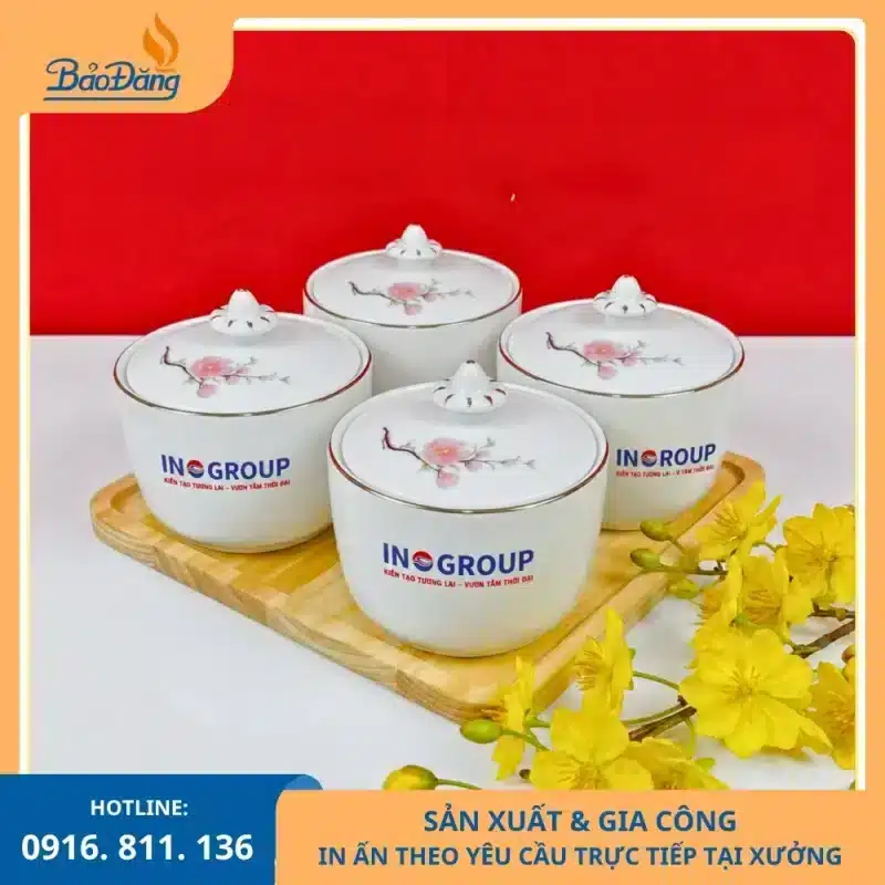Set 4 hũ đựng mứt in logo làm quà tặng nhân viên dịp Tết